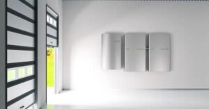 Enphase ThuisBatterij Garage- Thuis Batterij Informatie - Thuisbatterijinformatie.nl